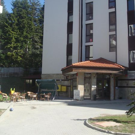 Apart Hotel Flora Residence Daisy Borovets Bagian luar foto