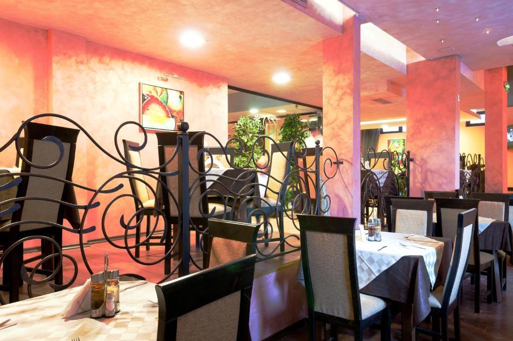 Apart Hotel Flora Residence Daisy Borovets Bagian luar foto