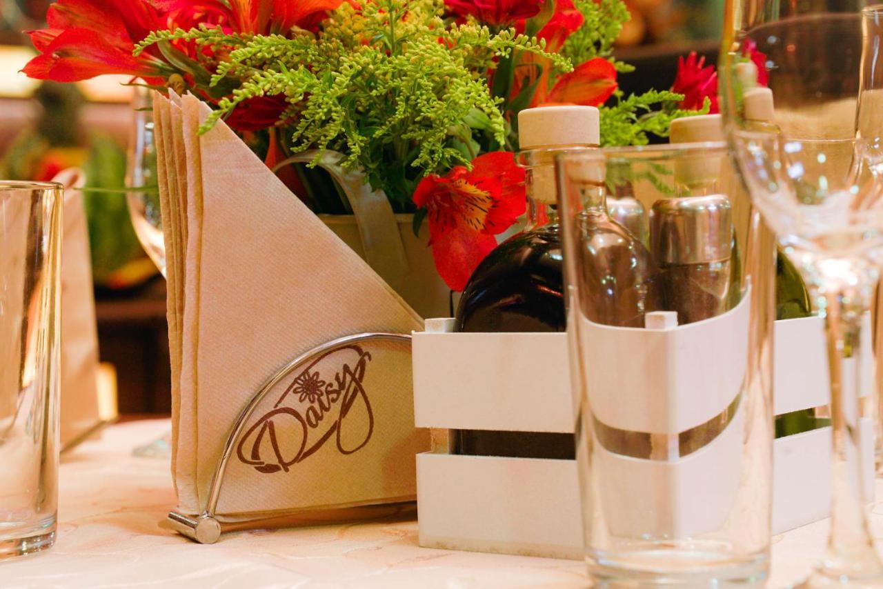 Apart Hotel Flora Residence Daisy Borovets Bagian luar foto