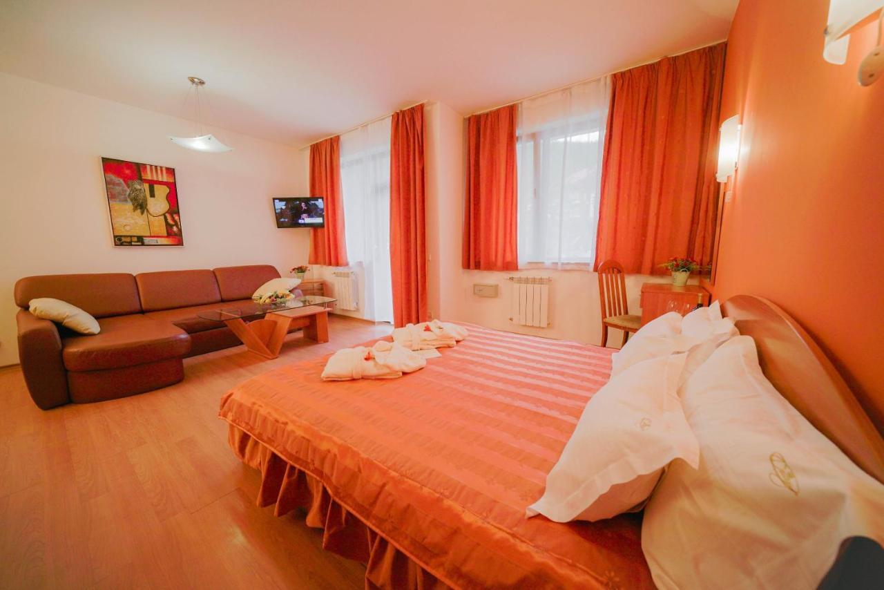 Apart Hotel Flora Residence Daisy Borovets Bagian luar foto