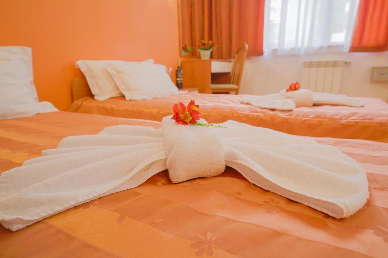 Apart Hotel Flora Residence Daisy Borovets Bagian luar foto